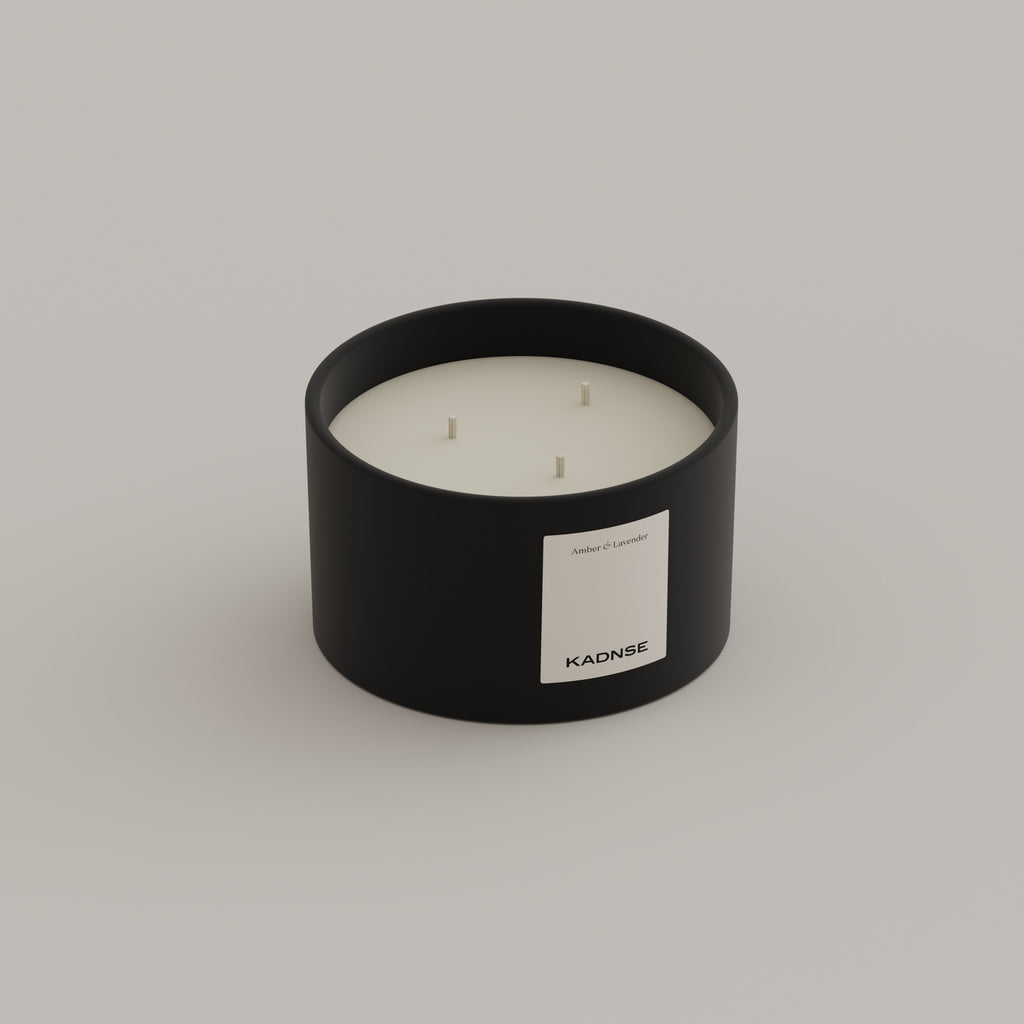 Black Amber & Lavender scented candle 500g Black Edition — Kadnse handpoured luxury candle, natural wax, made in Porto