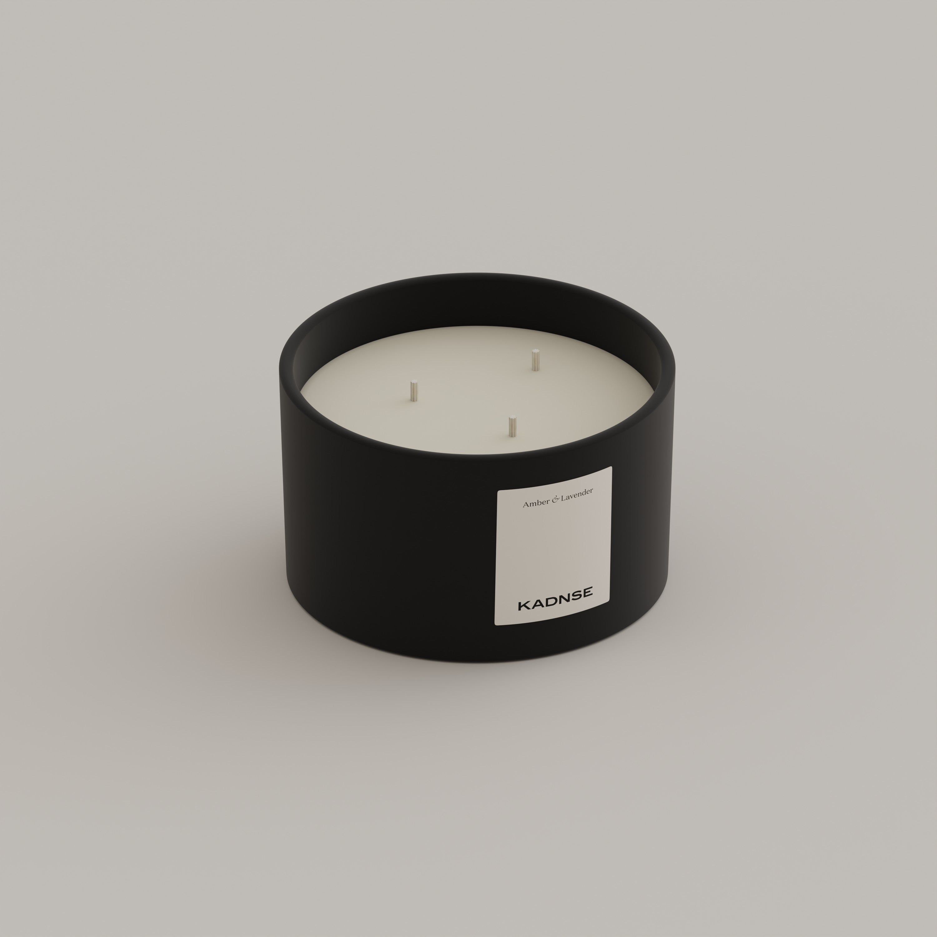 Black Amber & Lavender scented candle 500g Black Edition — Kadnse handpoured luxury candle, natural wax, made in Porto