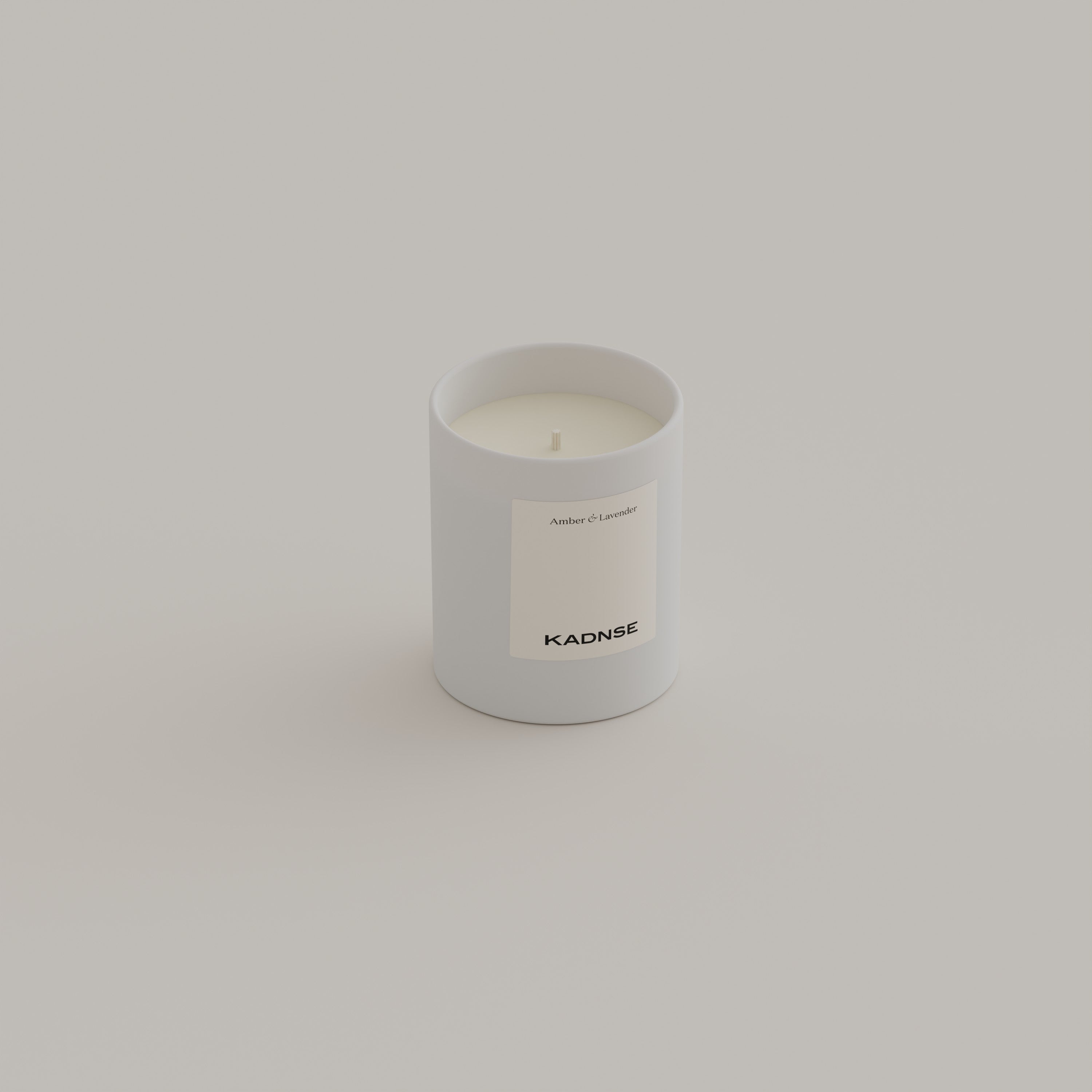 Black Amber & Lavender scented candle 130g White — Kadnse handpoured luxury candle, natural wax, made in Porto