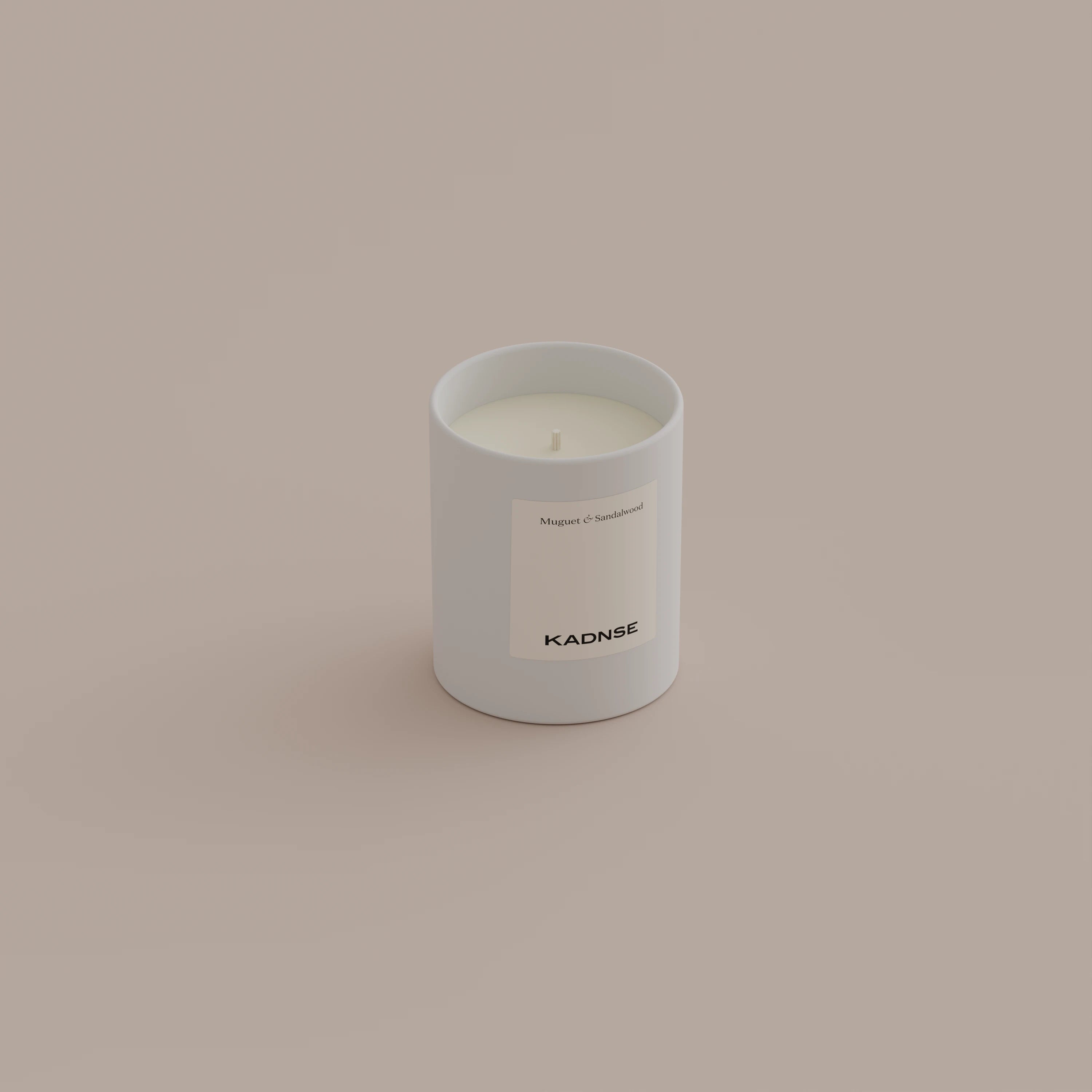 Muguet & Sandalwood scented candle hover view — Kadnse handpoured luxury candle, natural wax, made in Porto