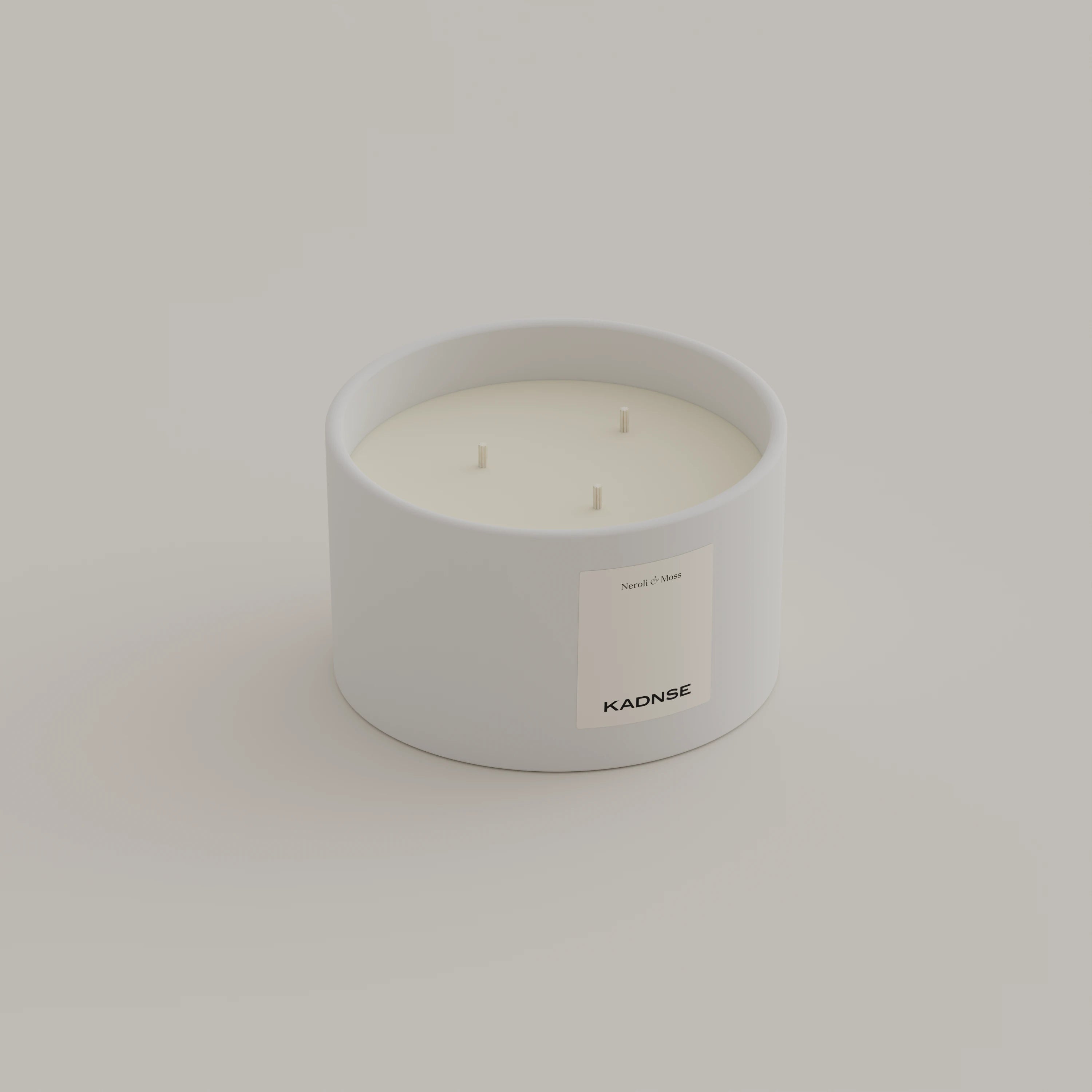 Neroli & Moss scented candle 500g White — Kadnse handpoured luxury candle, natural wax, made in Porto