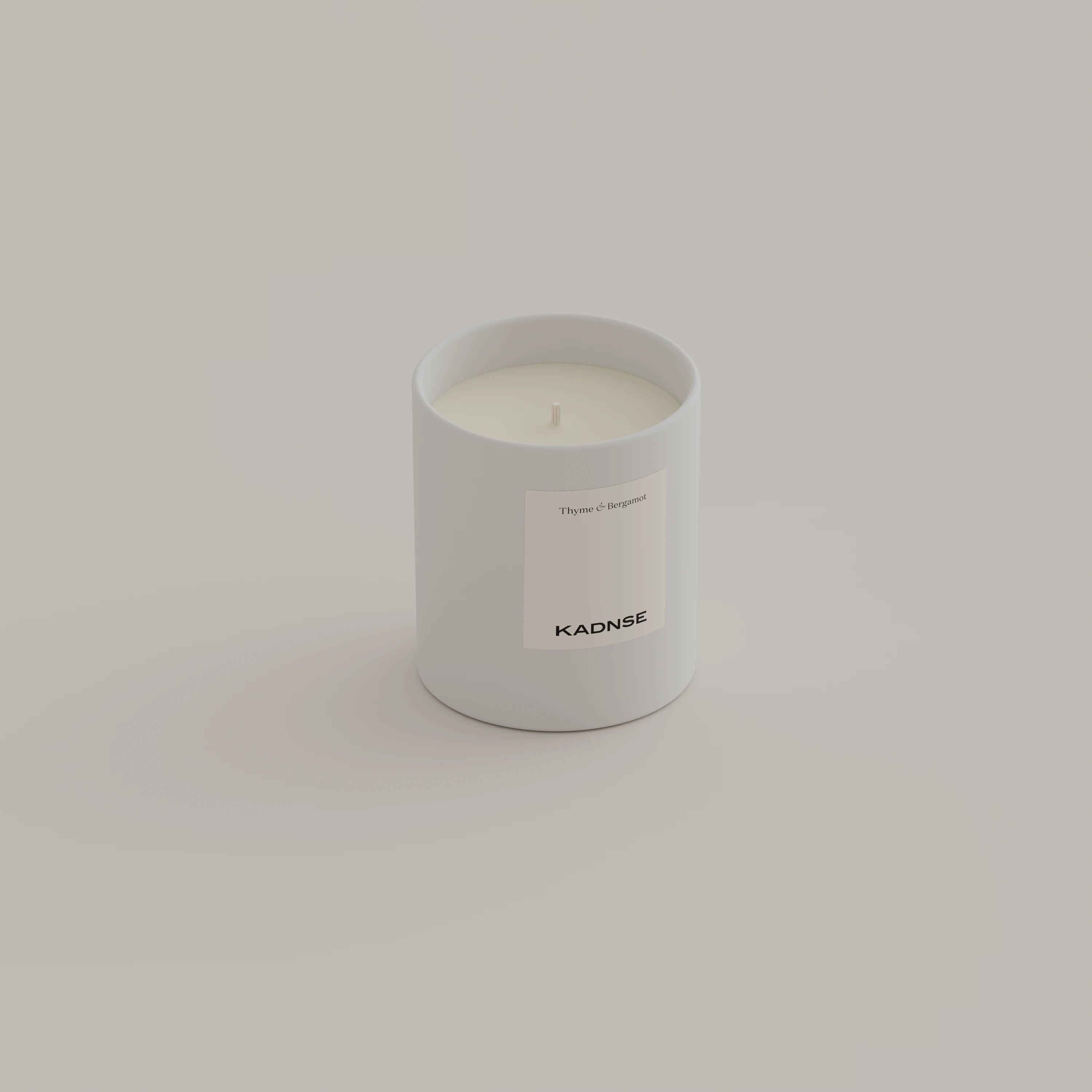 Thyme & Bergamot scented candle 200g White — Kadnse handpoured luxury candle, natural wax, made in Porto