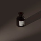 Muguet & Sandalwood reed diffuser hover darker — Kadnse luxury home fragrance, natural fragrance oil, handcrafted in Porto