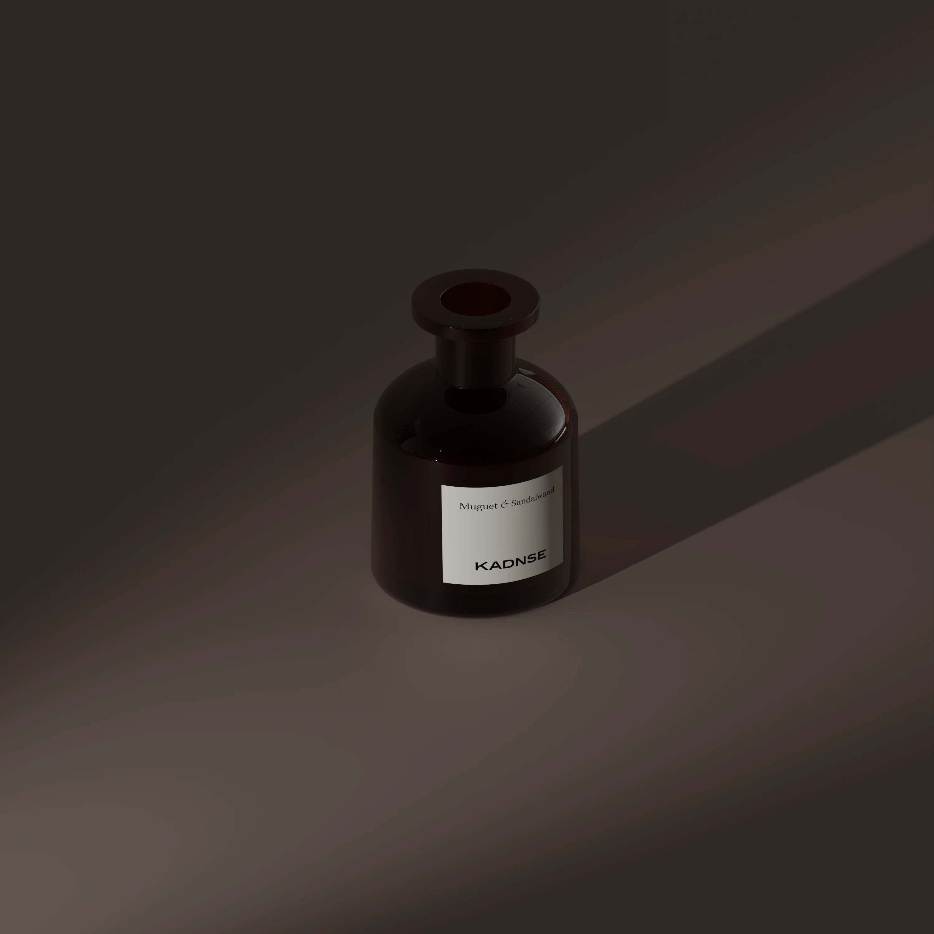 Muguet & Sandalwood reed diffuser hover darker — Kadnse luxury home fragrance, natural fragrance oil, handcrafted in Porto