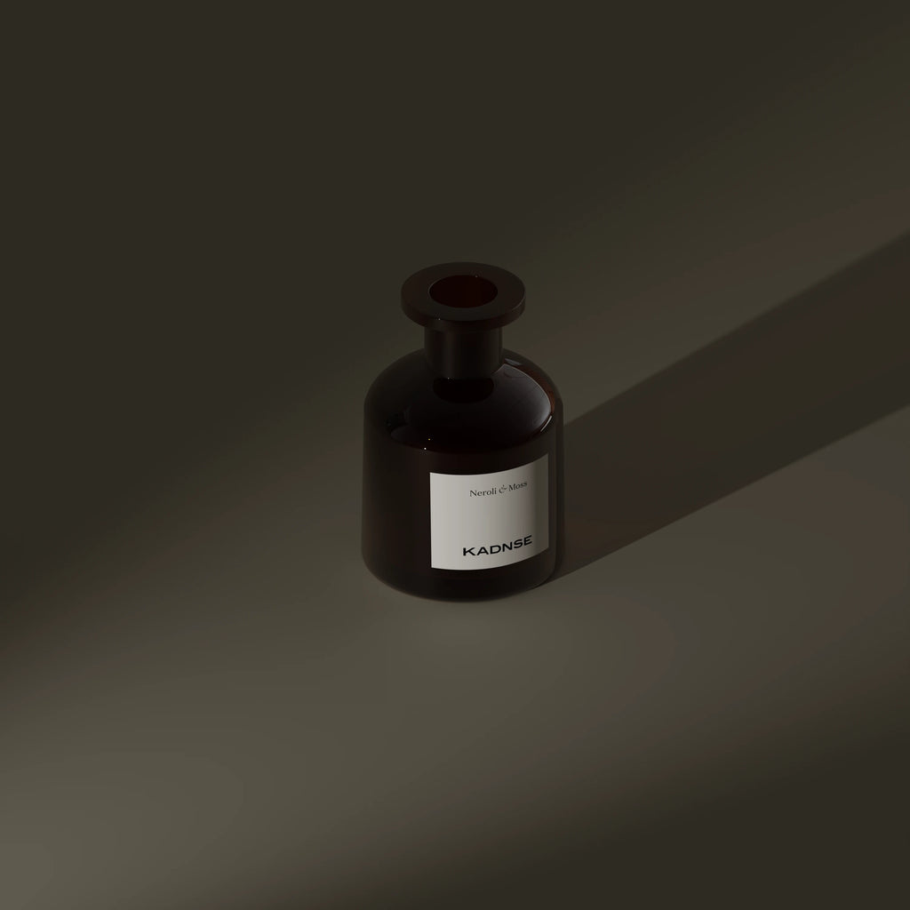 Neroli & Moss reed diffuser hover darker — Kadnse luxury home fragrance, natural fragrance oil, handcrafted in Porto
